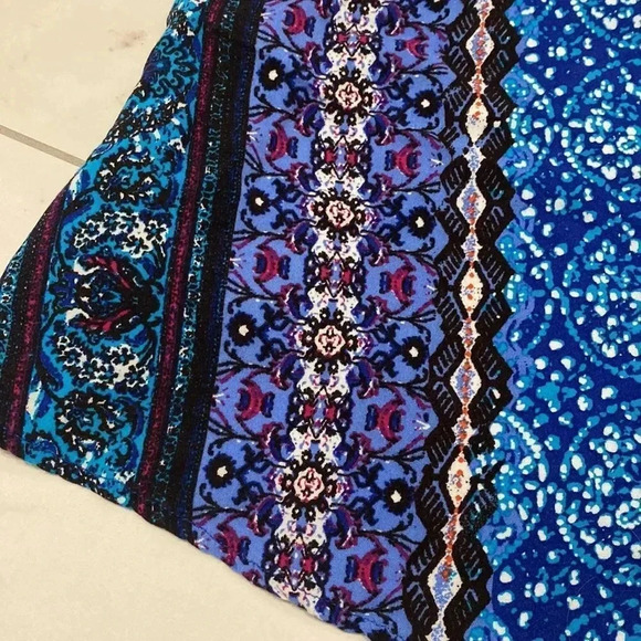 Eyelash Couture Aztec Geometric Blue Purple Floral Crop Top Camisole Size M - Picture 4 of 8